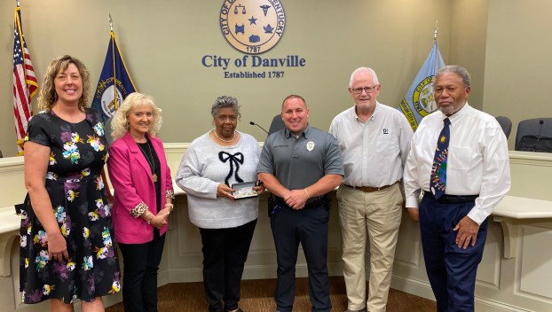 Left to Right, Commissioner Jennie Hollon, Commissioner Donna Peek, Glo Lewis, Asst Chief Glenn Doan, Commissioner Kevin Caudill, Mayor J.H. Atkins. (Photo submitted)